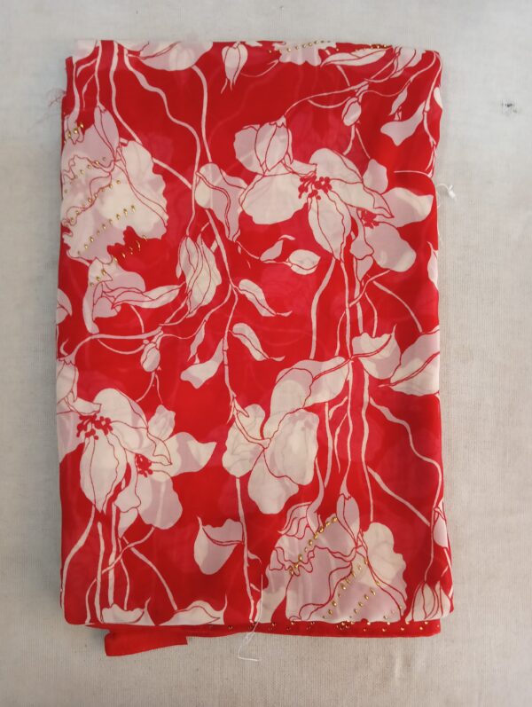 Red Printed Georgette Saree with Floral Design - Image 4
