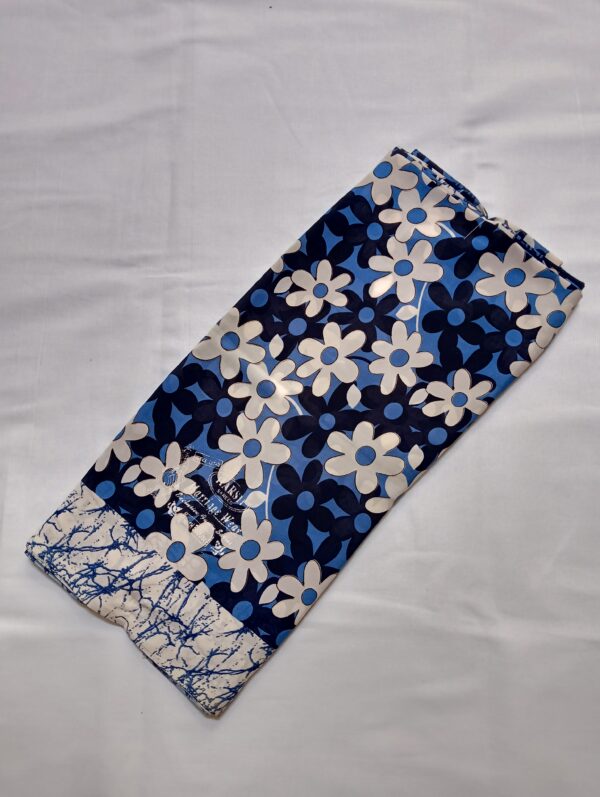 Discover the elegance of a blue floral printed crepe saree by Mansha Saree. This beautiful piece combines traditional charm with a modern touch, making it perfect for various occasions.