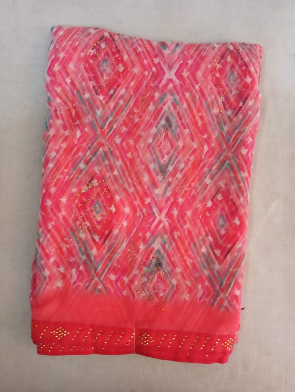 Pink Printed Georgette Saree with Abstract Design - Image 3